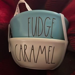 NWT Rae Dunn fudge and Carmel bowl's